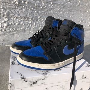 Air Jordan 1 Retro ‘Royal’ 2001